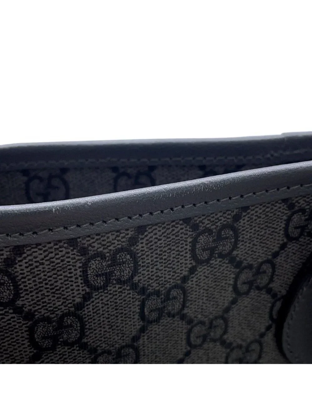 Gucci Tote GG Supreme Medium 2-Way Shoulder Bag